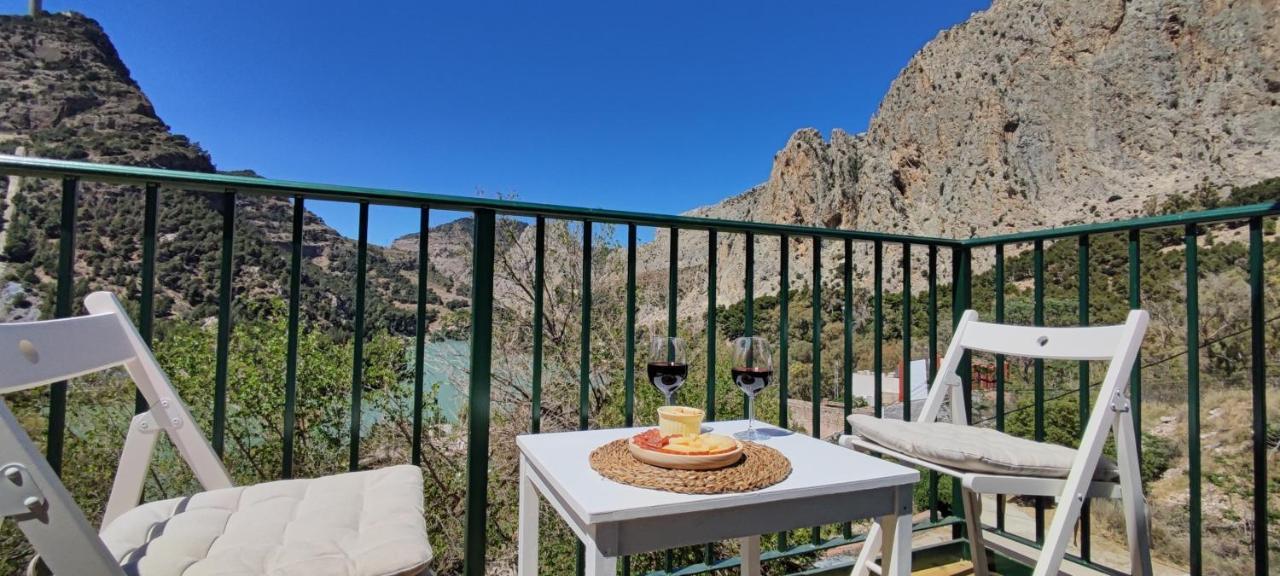 La Barberia De Miguel Villa El Chorro Exteriör bild